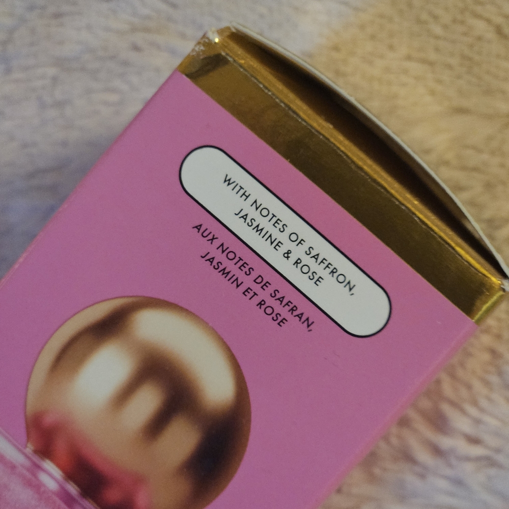 Truly Pink Luxury Body Oil - Picture 3 of 4